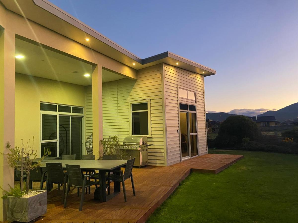 Luxury On Howden Te Anau Εξωτερικό φωτογραφία